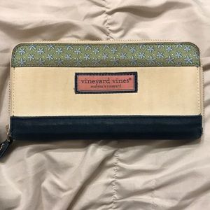 Vineyard Vines Wallet